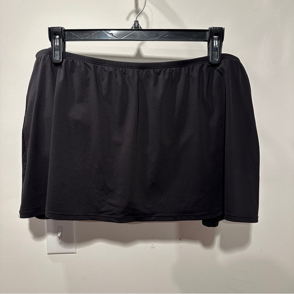 Liz Claiborne Black Swim Skirt